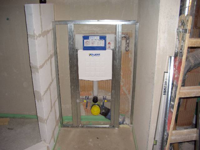 CIMG1374 Auch das H�ge-WC wurde verkleidet.