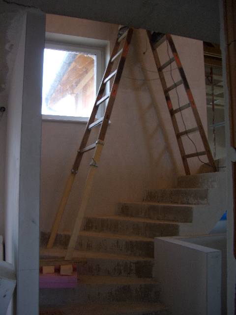 CIMG1377 Bei der Stiege wurde kurzerhand die Leiter angest�ckelt.