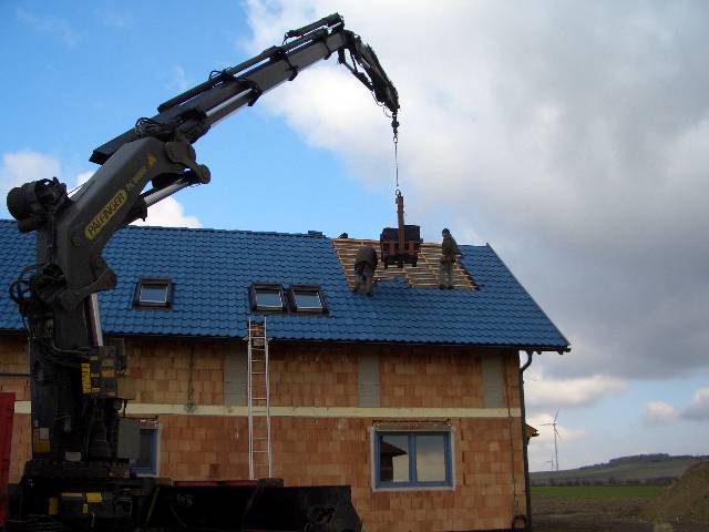 CIMG2090 Jetzt geht�s ans Abdecken.
