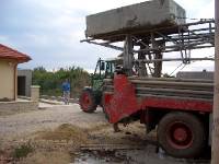 CIMG0630 Und der andere Nachbar hatte panische Angst, dass der Traktor in seinen neuen Zaun f�hrt.