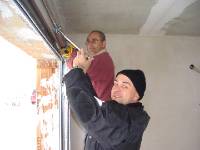 CIMG1500 Kein Problem f�r Robert und Peter. Nochmals vielen Dank f�r die Mithilfe!!! Habt ihr toll hingebracht!