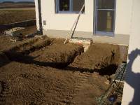 CIMG2974 Das wird das Fundament f�r die Holzterasse.
