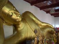 CIMG3443 Dieser Buddah ist f�r alle gewidmet, die an einem Dienstag geboren sind.